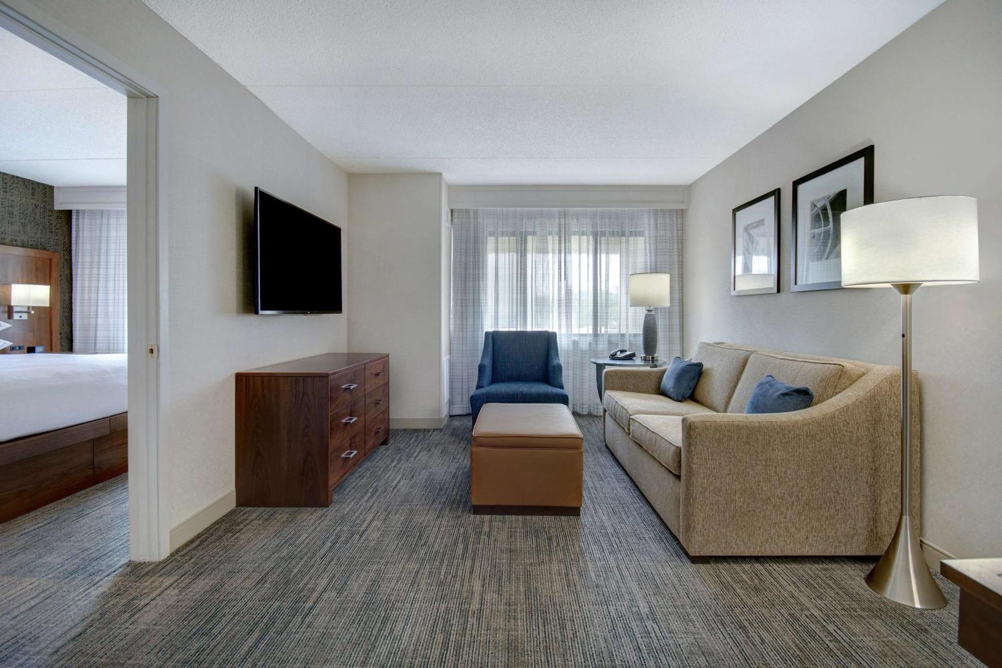 Embassy Suites By Hilton Detroit Metro Airport Romulus Exterior foto