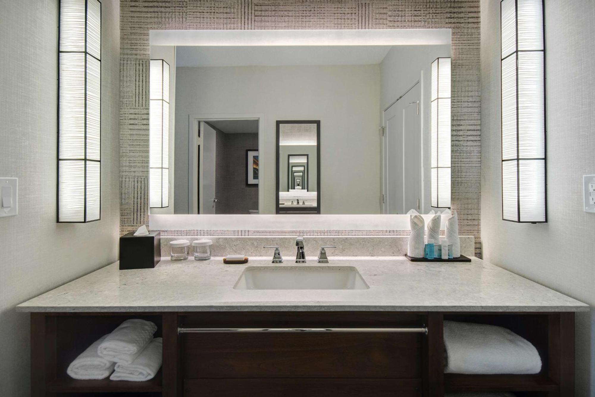 Embassy Suites By Hilton Detroit Metro Airport Romulus Exterior foto