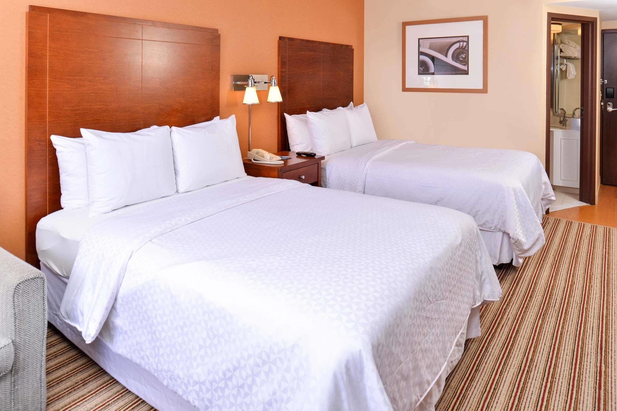 Embassy Suites By Hilton Detroit Metro Airport Romulus Exterior foto